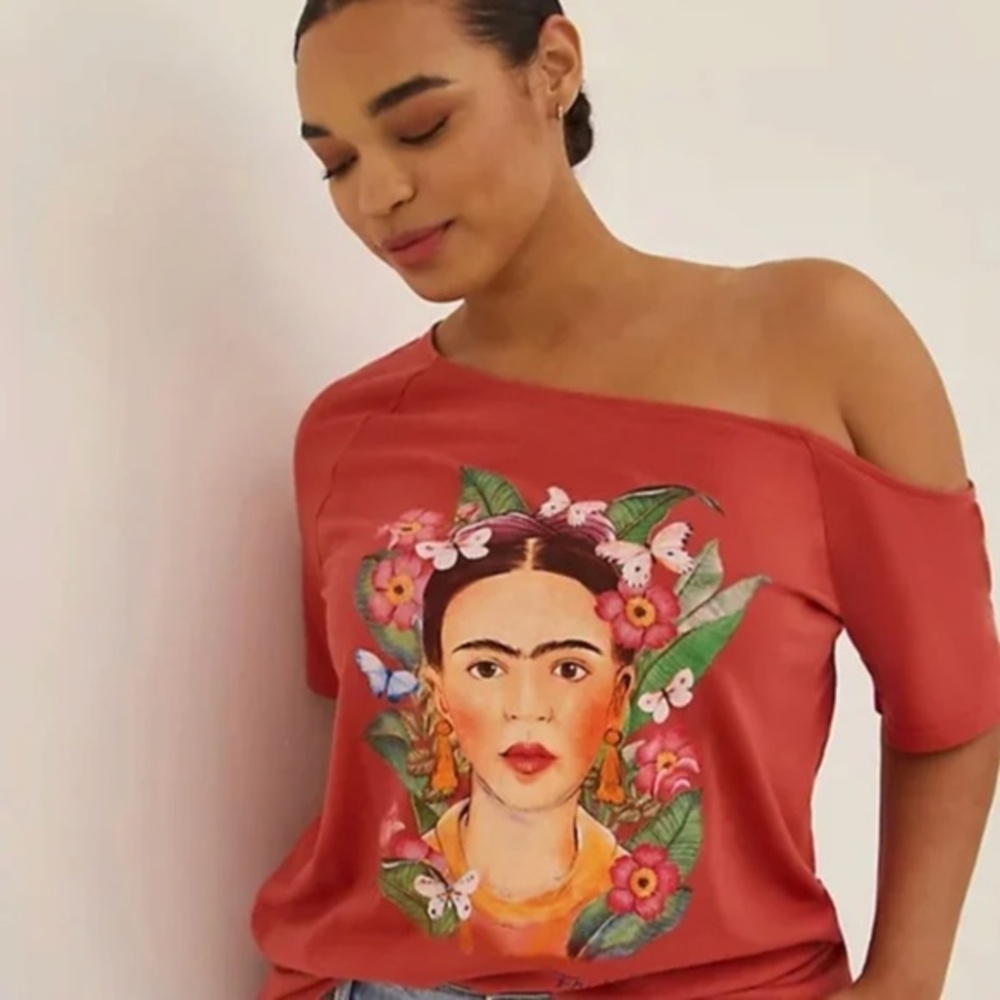 Torrid Frida Kahlo Graphic Off Shoulder Tee Shirt Top Blouse sz 1 14/16 1X 14 16